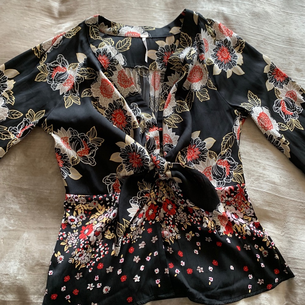 Free People floral tie blouse, sz med